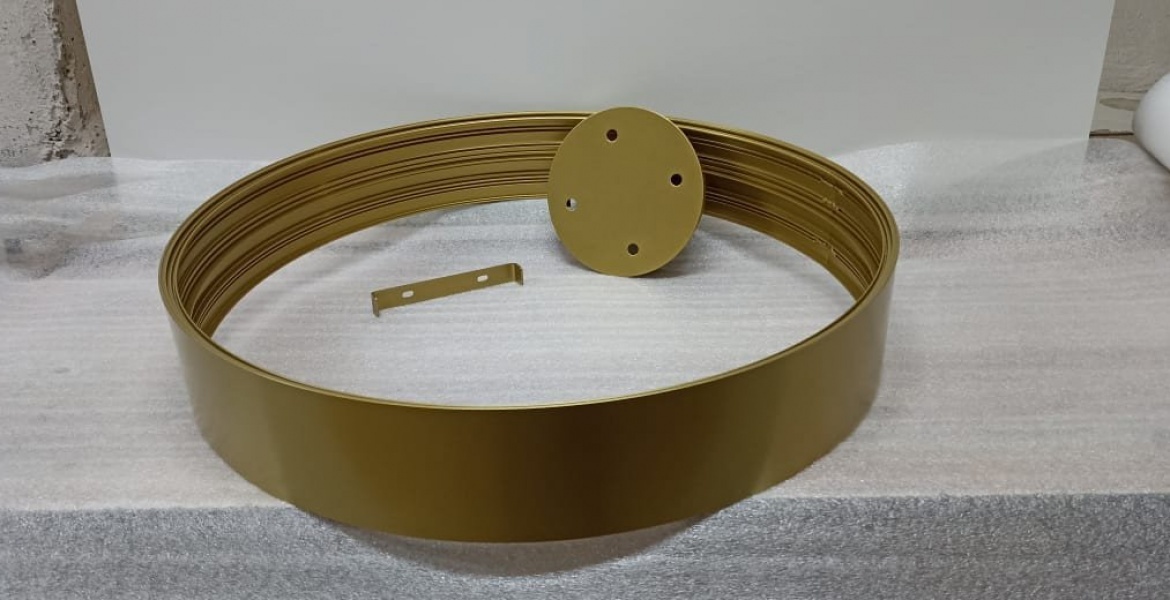 Выкрашенная Люстра в Золото